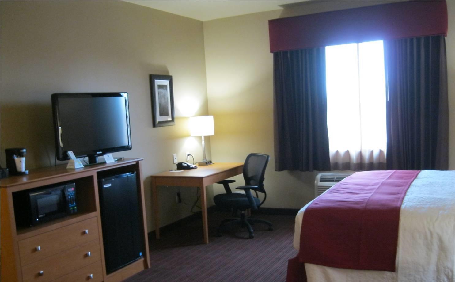 Best Western Golden Prairie Inn And Suites Sidney Esterno foto