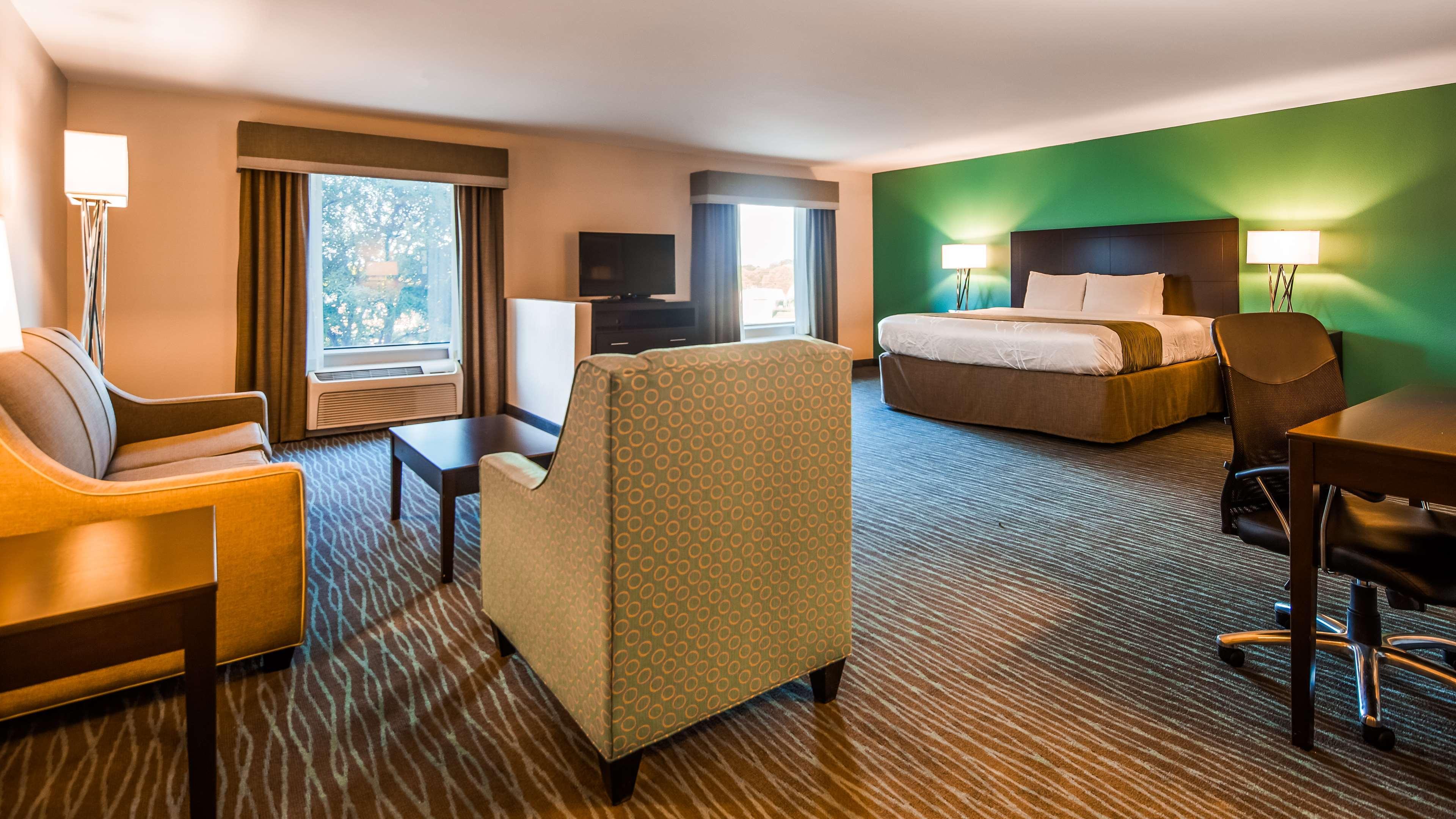 Best Western Golden Prairie Inn And Suites Sidney Esterno foto