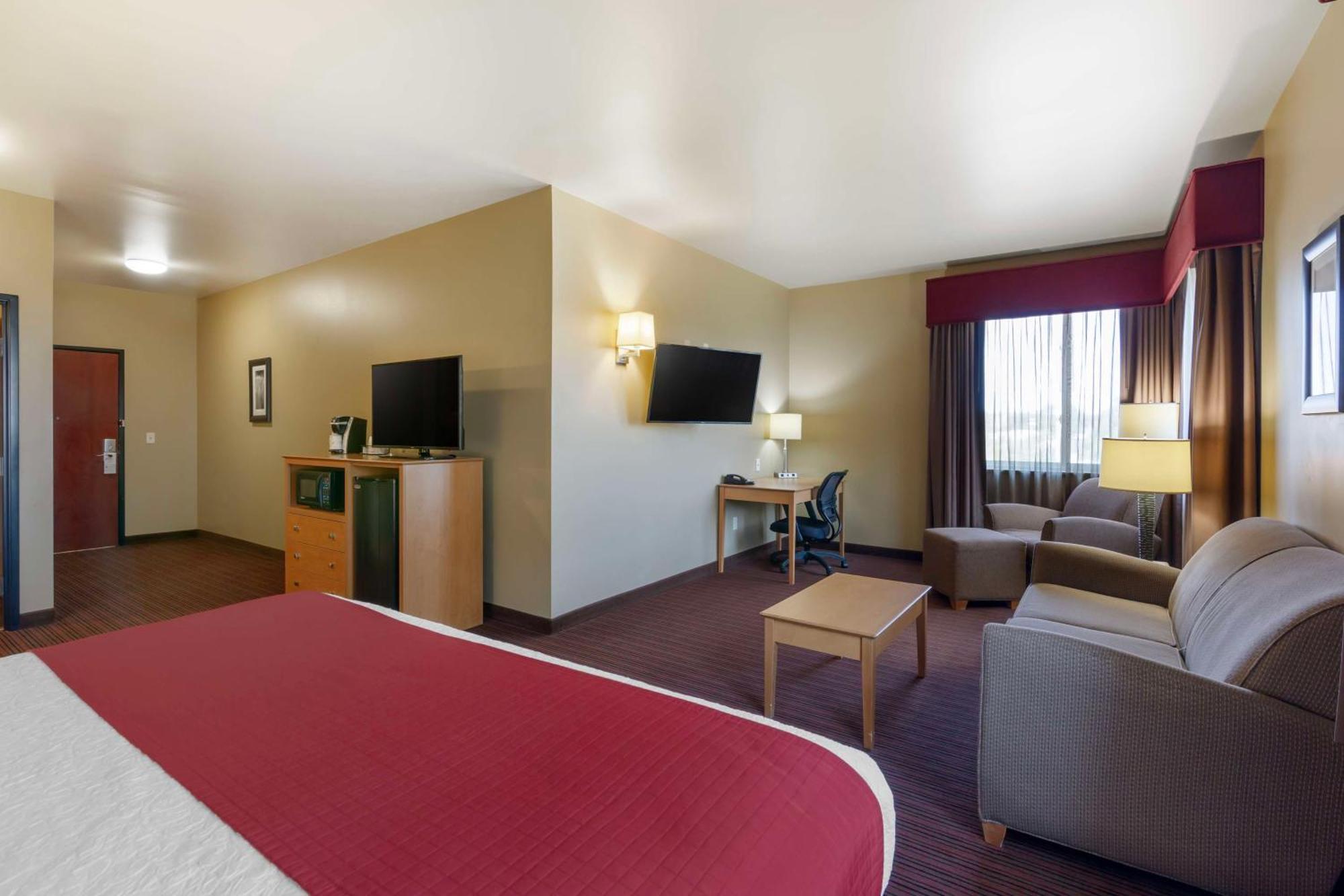 Best Western Golden Prairie Inn And Suites Sidney Esterno foto
