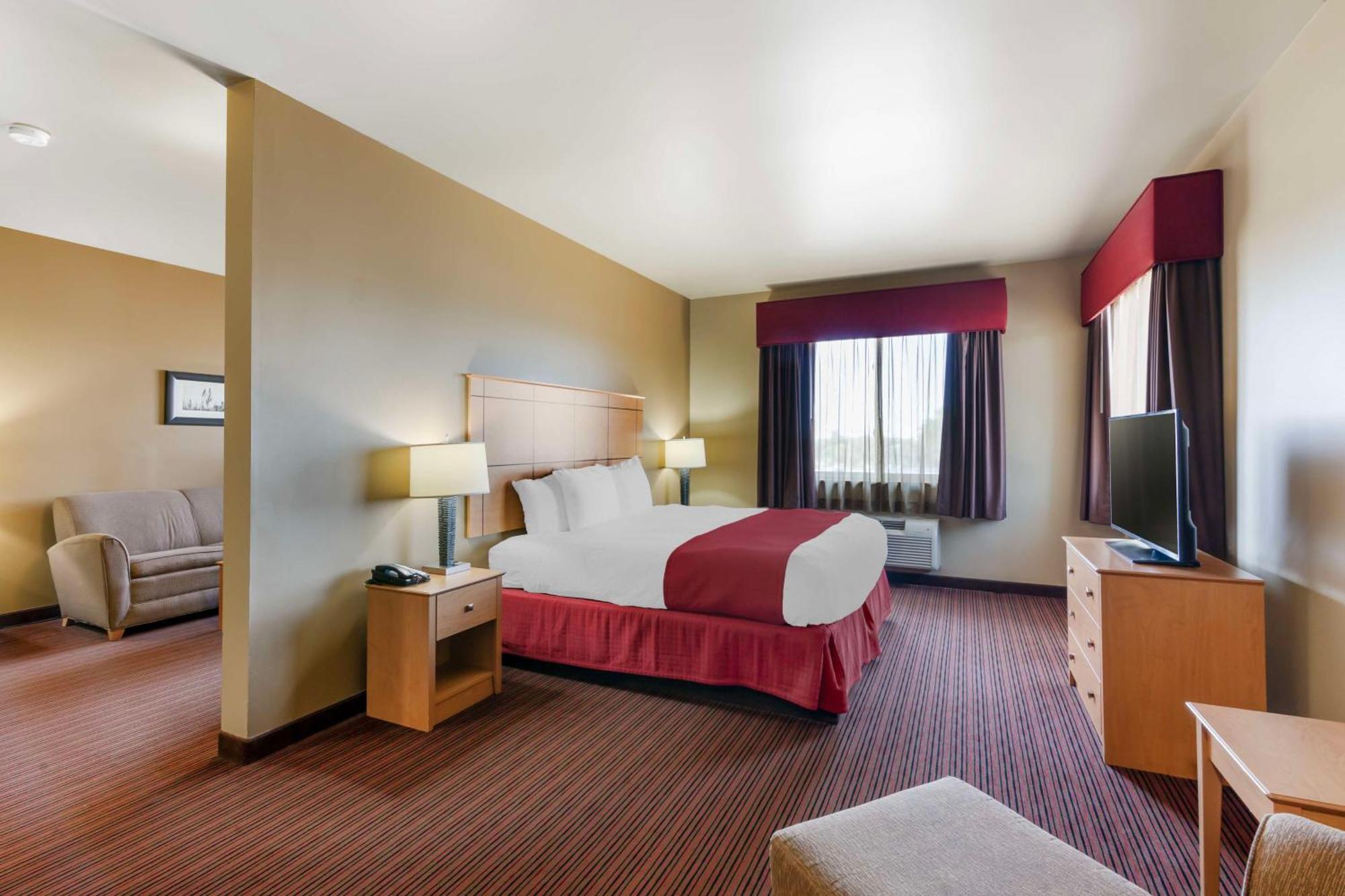 Best Western Golden Prairie Inn And Suites Sidney Esterno foto