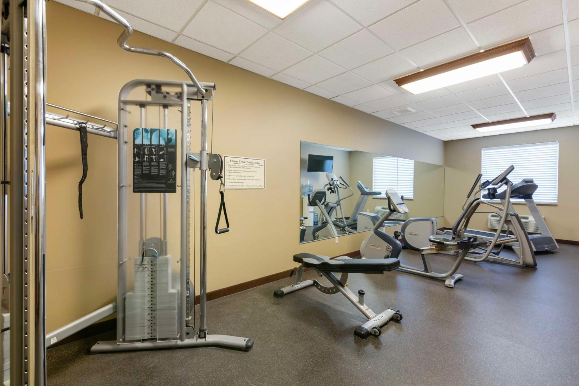 Best Western Golden Prairie Inn And Suites Sidney Esterno foto