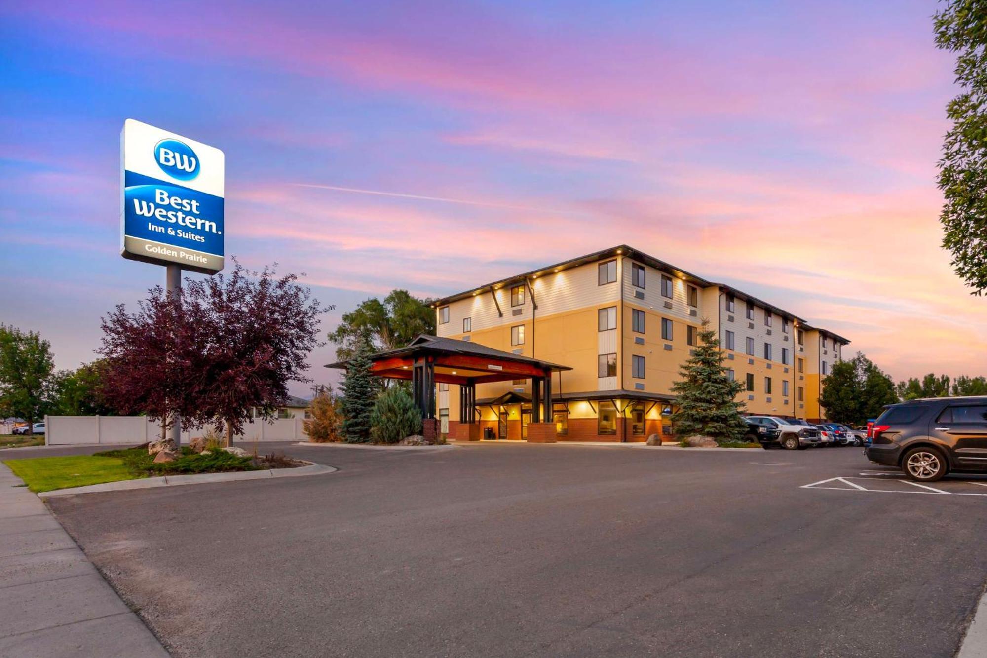 Best Western Golden Prairie Inn And Suites Sidney Esterno foto